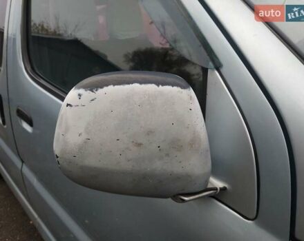 Серый Тойота Хиасе, объемом двигателя 2.4 л и пробегом 395 тыс. км за 3500 $, фото 19 на Automoto.ua