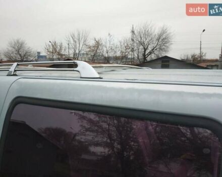 Серый Тойота Хиасе, объемом двигателя 2.4 л и пробегом 395 тыс. км за 3500 $, фото 2 на Automoto.ua