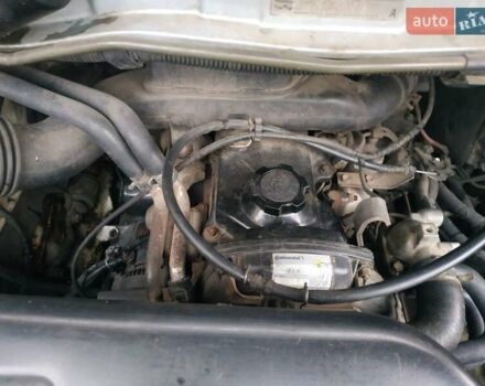 Серый Тойота Хиасе, объемом двигателя 2.4 л и пробегом 395 тыс. км за 3500 $, фото 37 на Automoto.ua