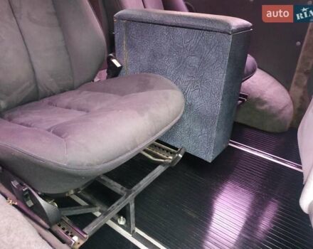 Серый Тойота Хиасе, объемом двигателя 2.4 л и пробегом 395 тыс. км за 3500 $, фото 29 на Automoto.ua