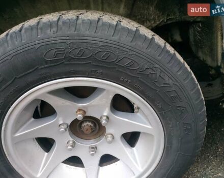 Серый Тойота Хиасе, объемом двигателя 2.4 л и пробегом 395 тыс. км за 3500 $, фото 16 на Automoto.ua