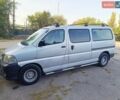 Серый Тойота Хиасе, объемом двигателя 2.5 л и пробегом 280 тыс. км за 12900 $, фото 1 на Automoto.ua