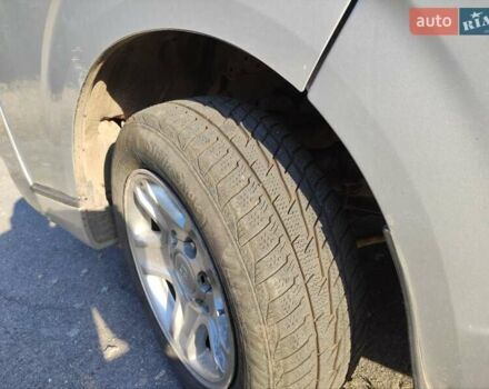 Серый Тойота Хиасе, объемом двигателя 2.7 л и пробегом 200 тыс. км за 12000 $, фото 1 на Automoto.ua