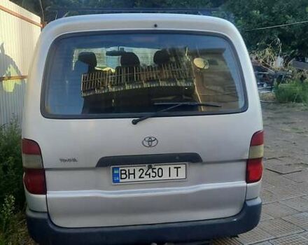 Серый Тойота Хиасе, объемом двигателя 2.49 л и пробегом 278 тыс. км за 10500 $, фото 2 на Automoto.ua