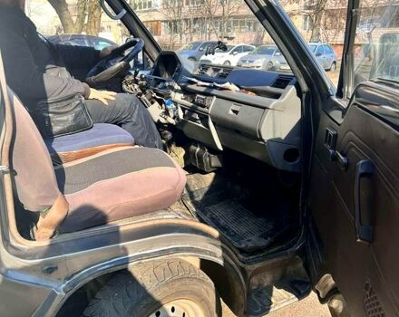 Серый Тойота Хиасе, объемом двигателя 2 л и пробегом 320 тыс. км за 3000 $, фото 5 на Automoto.ua