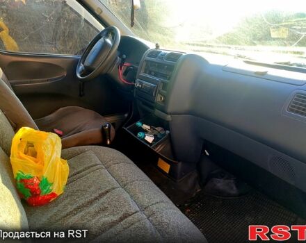 Сірий Тойота Хіасє, об'ємом двигуна 2.5 л та пробігом 385 тис. км за 5000 $, фото 3 на Automoto.ua