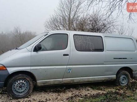 Сірий Тойота Хіасє, об'ємом двигуна 2.4 л та пробігом 513 тис. км за 4500 $, фото 1 на Automoto.ua