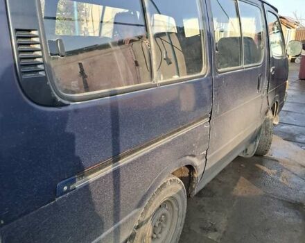 Синий Тойота Хиасе, объемом двигателя 2.4 л и пробегом 300 тыс. км за 3500 $, фото 5 на Automoto.ua