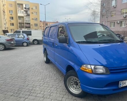 Синий Тойота Хиасе, объемом двигателя 0.24 л и пробегом 380 тыс. км за 4500 $, фото 1 на Automoto.ua