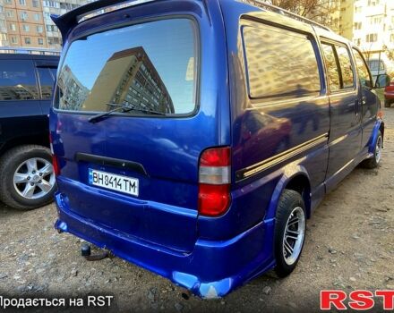Синий Тойота Хиасе, объемом двигателя 2.5 л и пробегом 358 тыс. км за 5400 $, фото 8 на Automoto.ua