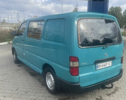 Зелений Тойота Хіасє, об'ємом двигуна 2.4 л та пробігом 350 тис. км за 3500 $, фото 4 на Automoto.ua
