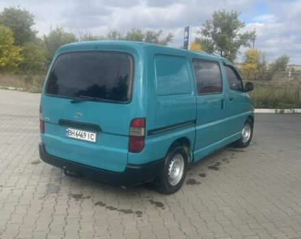 Зелений Тойота Хіасє, об'ємом двигуна 2.4 л та пробігом 350 тис. км за 3500 $, фото 3 на Automoto.ua