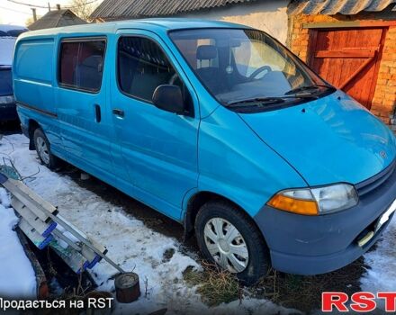 Зелений Тойота Хіасє, об'ємом двигуна 25 л та пробігом 475 тис. км за 4100 $, фото 1 на Automoto.ua