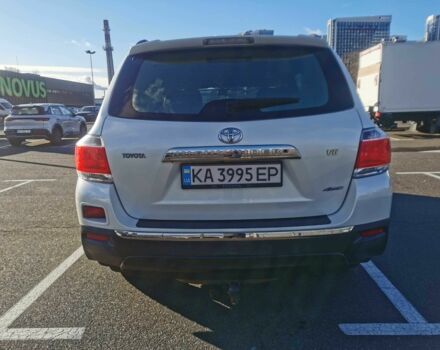 Белый Тойота Хайлендер, объемом двигателя 3.5 л и пробегом 204 тыс. км за 18200 $, фото 5 на Automoto.ua