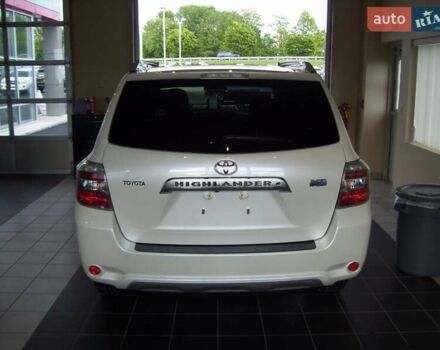 Тойота Хайлендер 2008 у Белой Церкве на Automoto.ua Білий Тойота Хайлендер, об'ємом двигуна 3.3 л та пробігом 299 тис. км за 16000 $, фото 17 на Automoto.ua