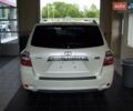 Тойота Хайлендер 2008 у Белой Церкве на Automoto.ua Білий Тойота Хайлендер, об'ємом двигуна 3.3 л та пробігом 299 тис. км за 16000 $, фото 17 на Automoto.ua