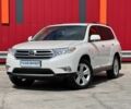 Белый Тойота Хайлендер, объемом двигателя 3.5 л и пробегом 222 тыс. км за 17500 $, фото 1 на Automoto.ua