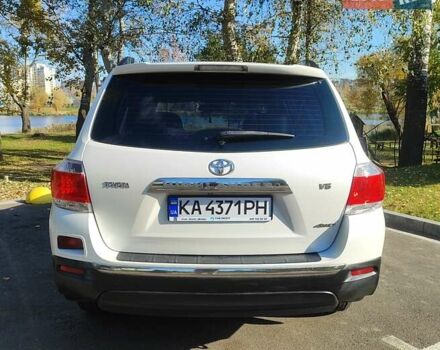 Білий Тойота Хайлендер, об'ємом двигуна 3.46 л та пробігом 227 тис. км за 16800 $, фото 5 на Automoto.ua