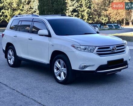 Белый Тойота Хайлендер, объемом двигателя 3.5 л и пробегом 178 тыс. км за 15999 $, фото 4 на Automoto.ua