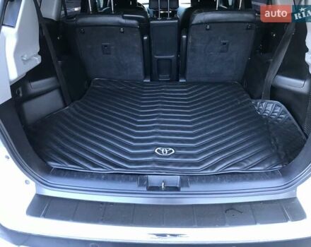 Белый Тойота Хайлендер, объемом двигателя 3.5 л и пробегом 178 тыс. км за 15999 $, фото 23 на Automoto.ua