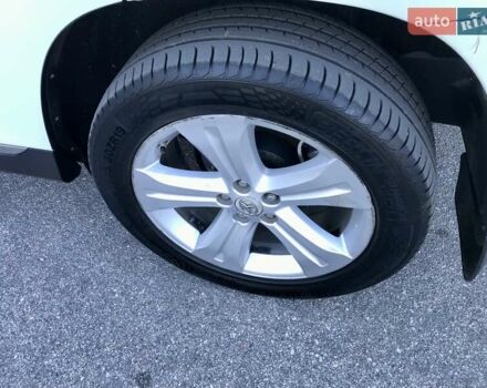 Белый Тойота Хайлендер, объемом двигателя 3.5 л и пробегом 178 тыс. км за 15999 $, фото 10 на Automoto.ua