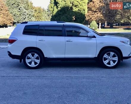 Белый Тойота Хайлендер, объемом двигателя 3.5 л и пробегом 178 тыс. км за 15999 $, фото 9 на Automoto.ua