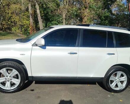 Білий Тойота Хайлендер, об'ємом двигуна 3.46 л та пробігом 227 тис. км за 16800 $, фото 3 на Automoto.ua