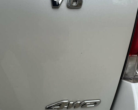 Білий Тойота Хайлендер, об'ємом двигуна 3.5 л та пробігом 178 тис. км за 16200 $, фото 23 на Automoto.ua