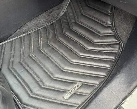 Білий Тойота Хайлендер, об'ємом двигуна 3.5 л та пробігом 178 тис. км за 16200 $, фото 15 на Automoto.ua