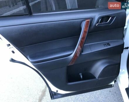 Белый Тойота Хайлендер, объемом двигателя 3.5 л и пробегом 178 тыс. км за 15999 $, фото 22 на Automoto.ua