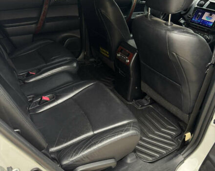 Білий Тойота Хайлендер, об'ємом двигуна 3.5 л та пробігом 178 тис. км за 16200 $, фото 12 на Automoto.ua