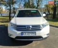 Білий Тойота Хайлендер, об'ємом двигуна 3.46 л та пробігом 227 тис. км за 16800 $, фото 1 на Automoto.ua