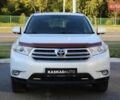 Білий Тойота Хайлендер, об'ємом двигуна 3.5 л та пробігом 223 тис. км за 15500 $, фото 1 на Automoto.ua