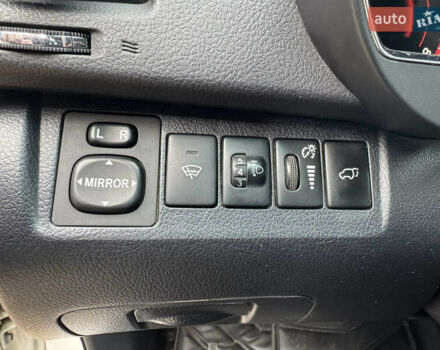 Білий Тойота Хайлендер, об'ємом двигуна 3.5 л та пробігом 178 тис. км за 16200 $, фото 19 на Automoto.ua