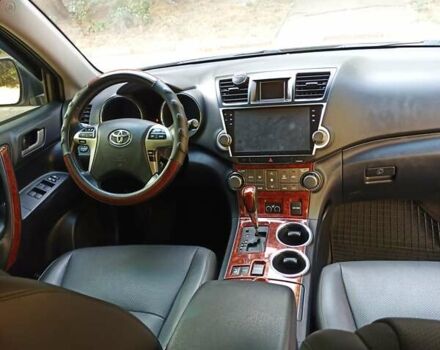 Білий Тойота Хайлендер, об'ємом двигуна 3.46 л та пробігом 211 тис. км за 17450 $, фото 6 на Automoto.ua