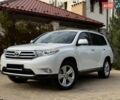 Белый Тойота Хайлендер, объемом двигателя 3.46 л и пробегом 152 тыс. км за 18700 $, фото 5 на Automoto.ua