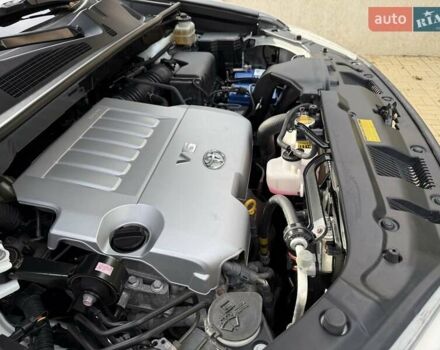 Белый Тойота Хайлендер, объемом двигателя 3.46 л и пробегом 152 тыс. км за 18700 $, фото 71 на Automoto.ua