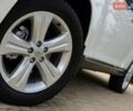 Белый Тойота Хайлендер, объемом двигателя 3.46 л и пробегом 152 тыс. км за 18700 $, фото 13 на Automoto.ua