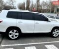 Белый Тойота Хайлендер, объемом двигателя 3.46 л и пробегом 181 тыс. км за 17999 $, фото 7 на Automoto.ua