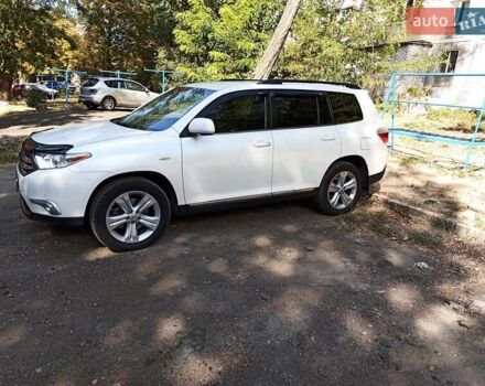 Білий Тойота Хайлендер, об'ємом двигуна 3.46 л та пробігом 211 тис. км за 17450 $, фото 2 на Automoto.ua