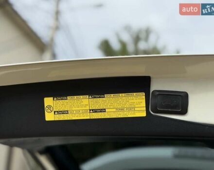 Белый Тойота Хайлендер, объемом двигателя 3.46 л и пробегом 152 тыс. км за 18700 $, фото 53 на Automoto.ua