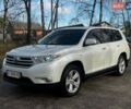 Белый Тойота Хайлендер, объемом двигателя 3.46 л и пробегом 207 тыс. км за 16850 $, фото 3 на Automoto.ua