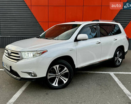 Білий Тойота Хайлендер, об'ємом двигуна 3.46 л та пробігом 175 тис. км за 16500 $, фото 1 на Automoto.ua