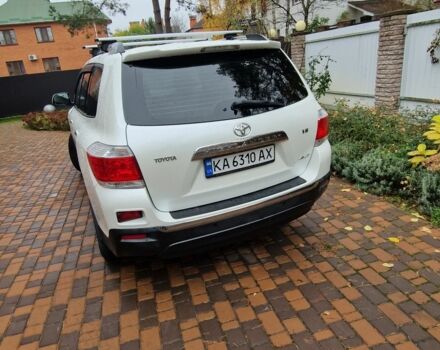 Білий Тойота Хайлендер, об'ємом двигуна 0 л та пробігом 267 тис. км за 391 $, фото 5 на Automoto.ua