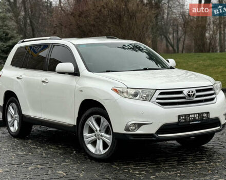 Белый Тойота Хайлендер, объемом двигателя 3.46 л и пробегом 200 тыс. км за 14999 $, фото 6 на Automoto.ua