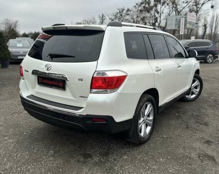 Белый Тойота Хайлендер, объемом двигателя 3.46 л и пробегом 199 тыс. км за 18000 $, фото 6 на Automoto.ua