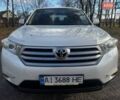 Белый Тойота Хайлендер, объемом двигателя 3.46 л и пробегом 207 тыс. км за 16850 $, фото 5 на Automoto.ua