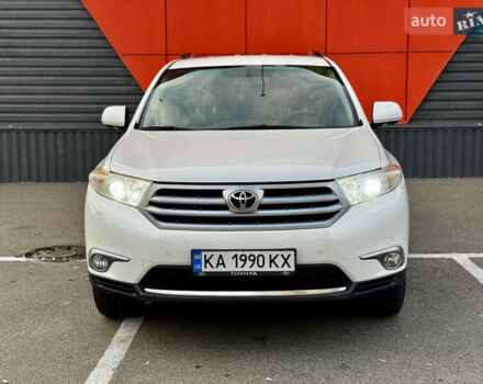 Білий Тойота Хайлендер, об'ємом двигуна 3.46 л та пробігом 175 тис. км за 16500 $, фото 5 на Automoto.ua
