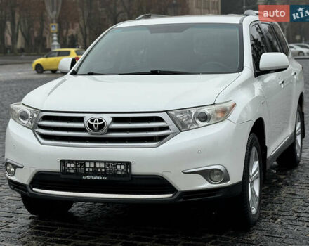 Белый Тойота Хайлендер, объемом двигателя 3.46 л и пробегом 200 тыс. км за 14999 $, фото 11 на Automoto.ua
