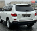 Белый Тойота Хайлендер, объемом двигателя 3.46 л и пробегом 205 тыс. км за 14200 $, фото 17 на Automoto.ua